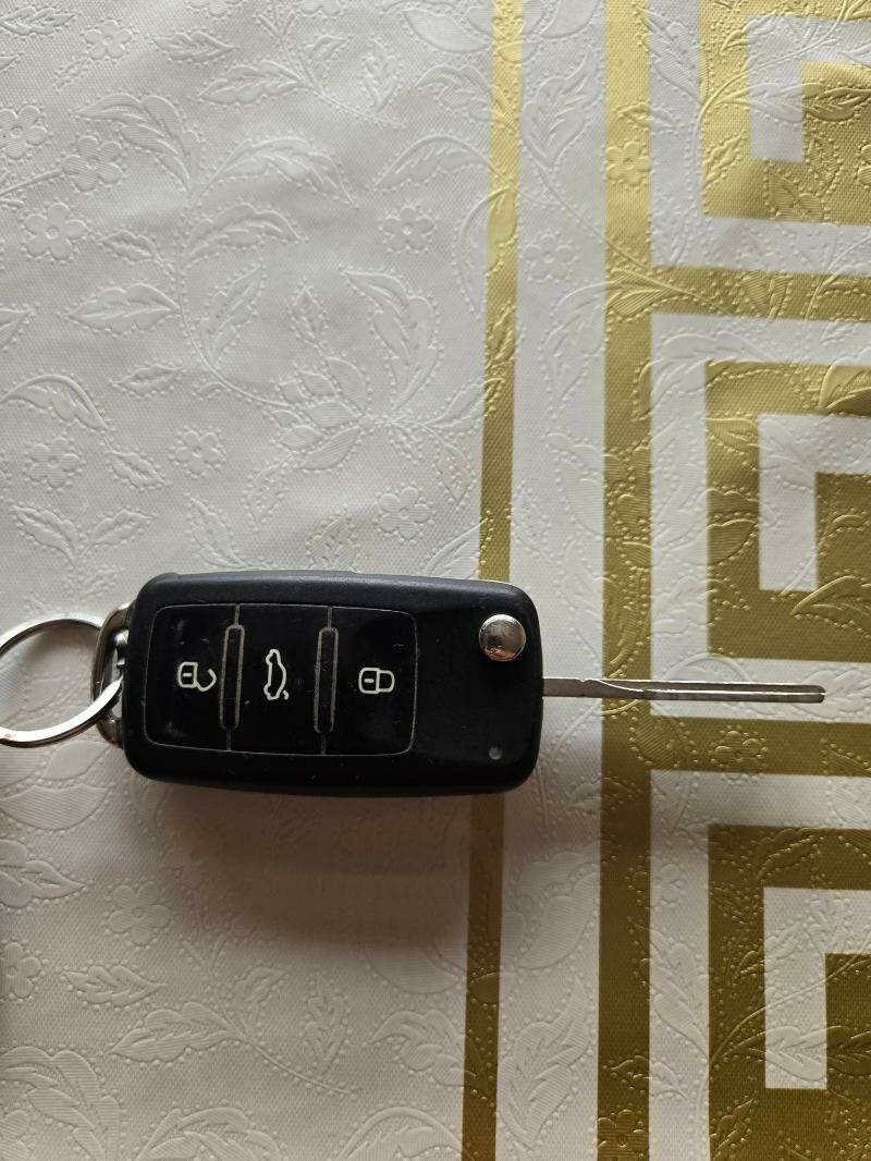 Volkswagen acar 1 200 TMT - Aşgabat - img 1