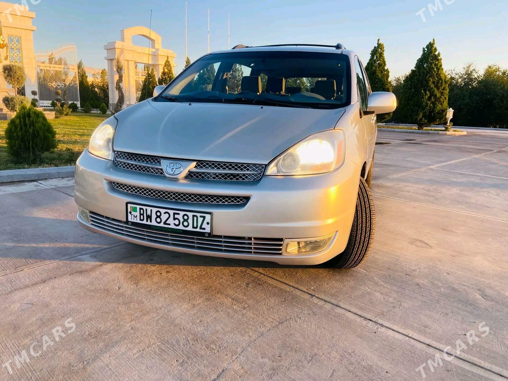 Toyota Sienna 2003 - 200 000 TMT - Дашогуз - img 1