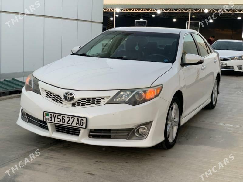 Toyota Camry 2014 - 230 000 TMT - Бузмеин - img 2