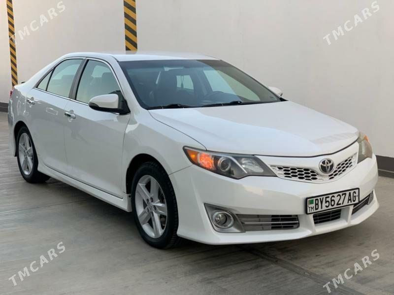 Toyota Camry 2014 - 230 000 TMT - Бузмеин - img 3
