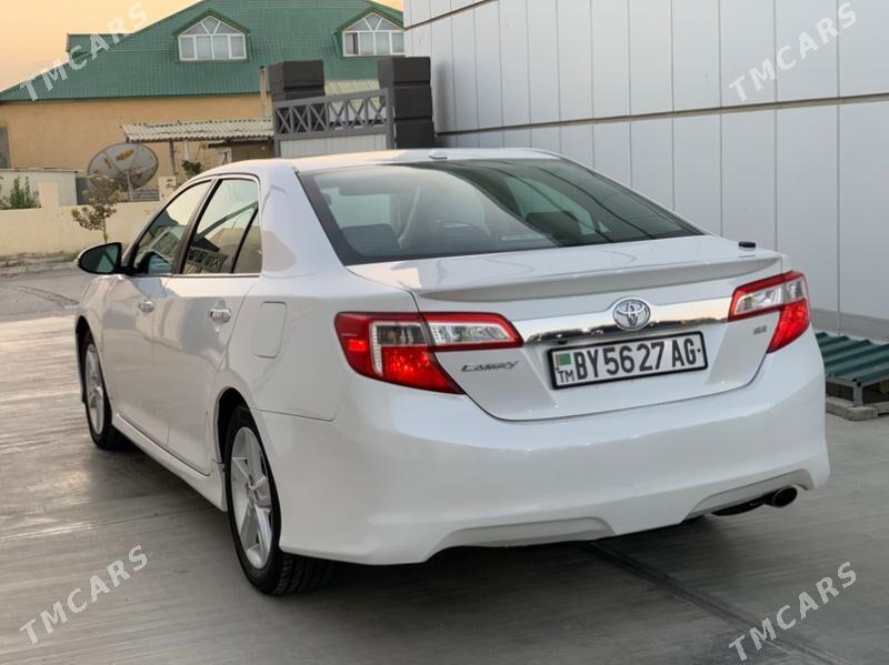 Toyota Camry 2014 - 230 000 TMT - Büzmeýin - img 1