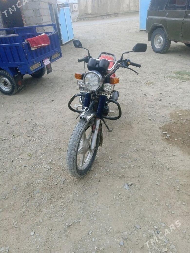 Fekon FK150-8G 2014 - 14 000 TMT - Bäherden - img 2