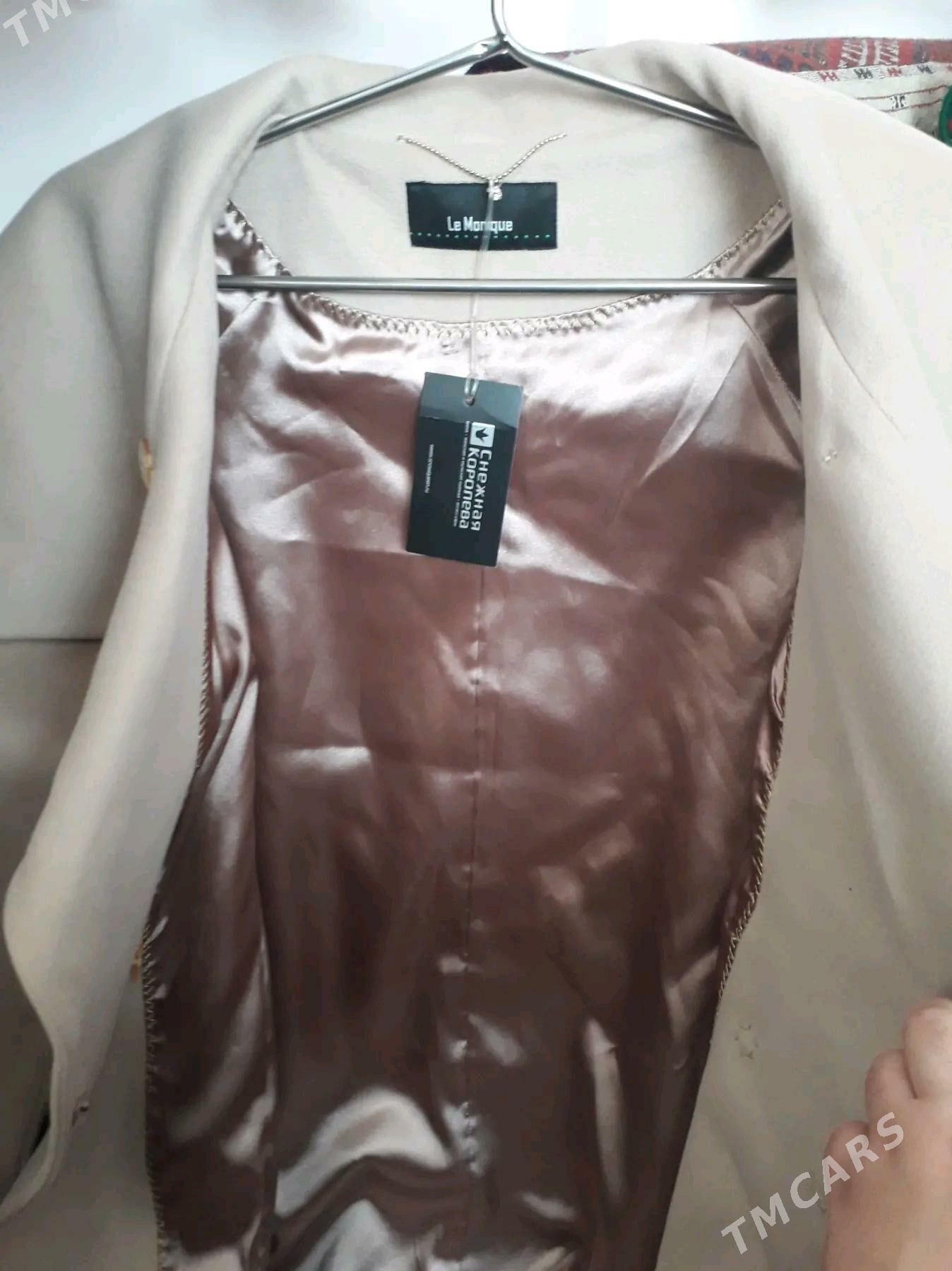 Кастюм Снежная Королева - Sowetskiý köç. (Garaşsyzlyk şaýoly) - img 2