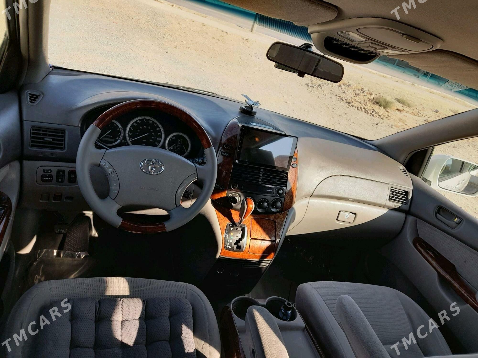 Toyota Sienna 2004 - 220 000 TMT - Bereket - img 6