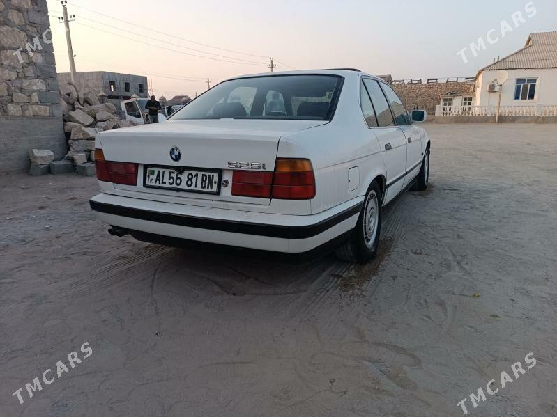 BMW 520 1991 - 44 000 TMT - Gumdag - img 1