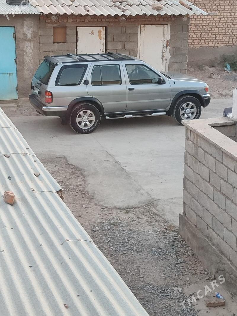 Nissan Pathfinder 1998 - 100 000 TMT - Kaka - img 3