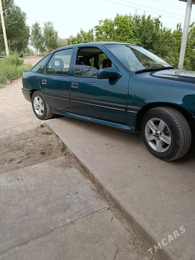 Opel Vectra 1995 - 48 000 TMT - Дашогуз - img 3