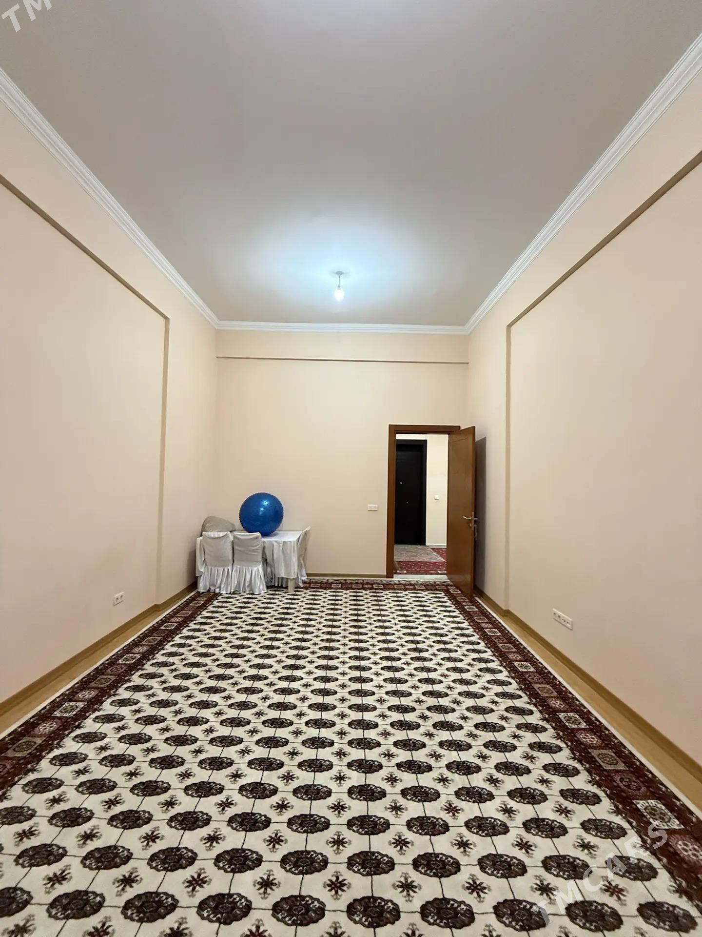 15 TAPGYR ELITKA 4 KOM SATLYK - 15-nji tapgyr - img 10