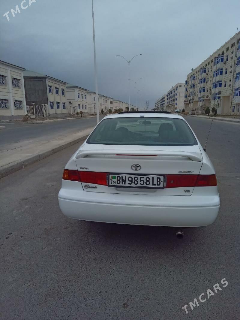 Toyota Camry 2001 - 150 000 TMT - Туркменабат - img 7