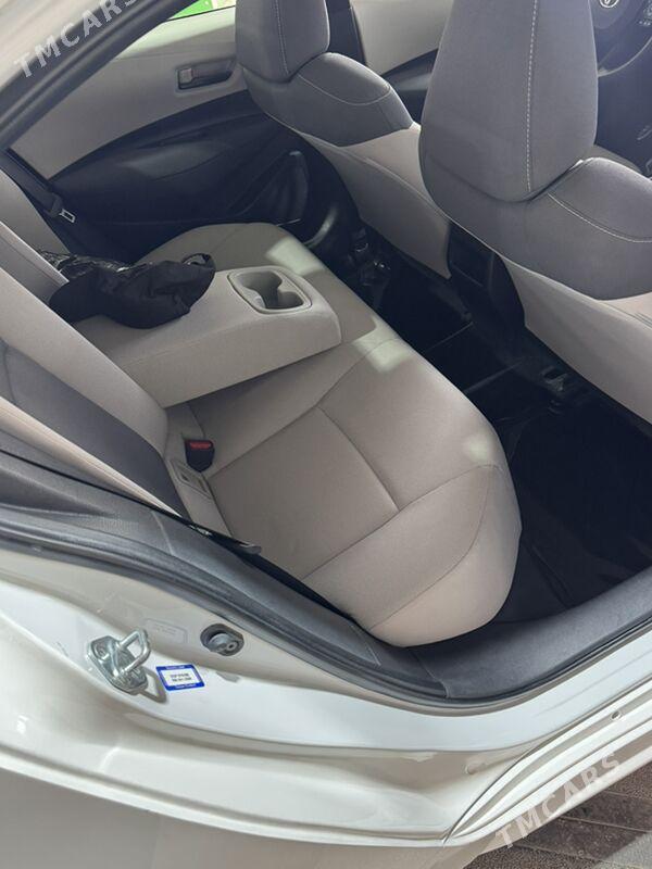 Toyota Corolla 2022 - 230 000 TMT - Туркменабат - img 5