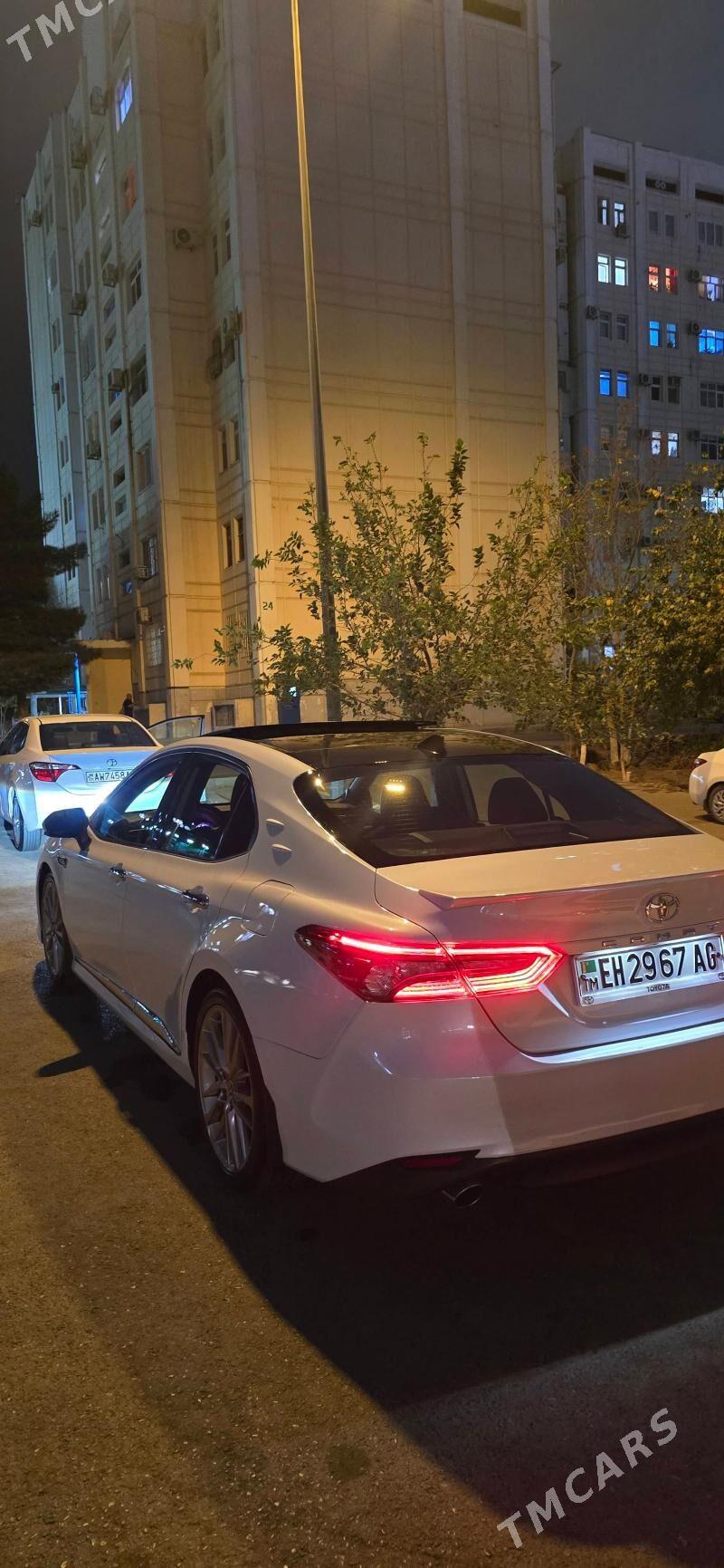 Toyota Camry 2021 - 435 000 TMT - Ашхабад - img 4