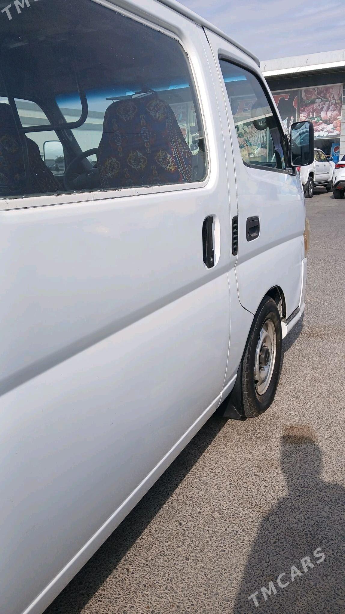 Nissan Urvan 2010 - 185 000 TMT - Мары - img 3