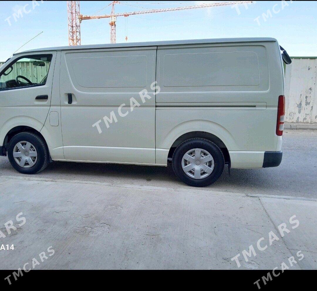 Toyota Hiace 2020 - 390 000 TMT - Мары - img 2
