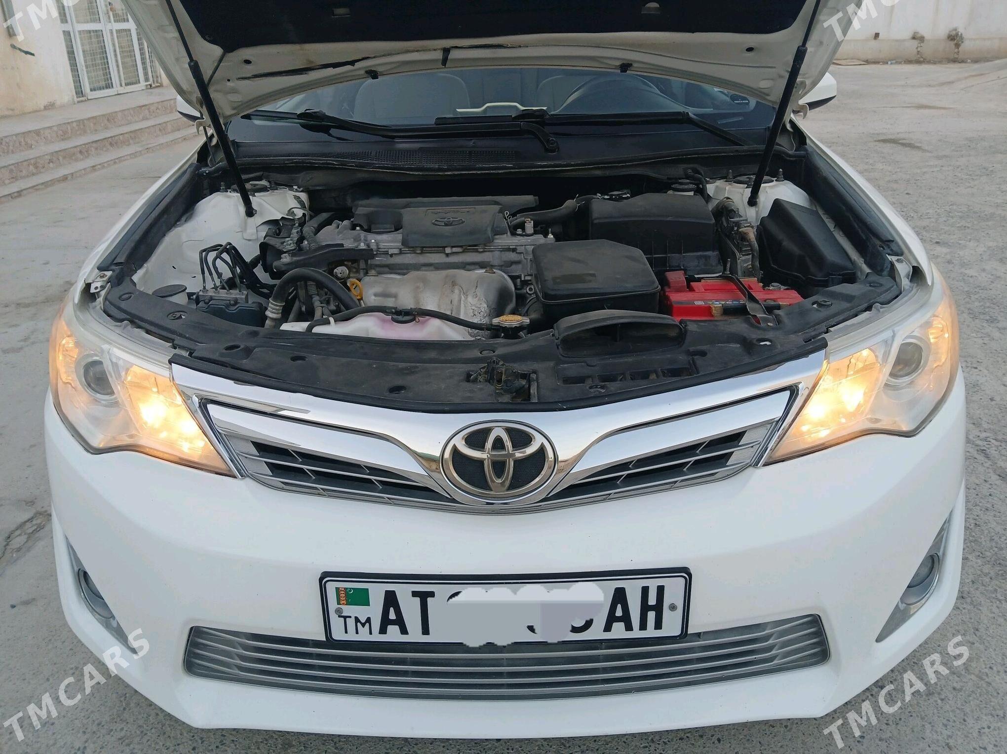 Toyota Camry 2012 - 180 000 TMT - Теджен - img 5