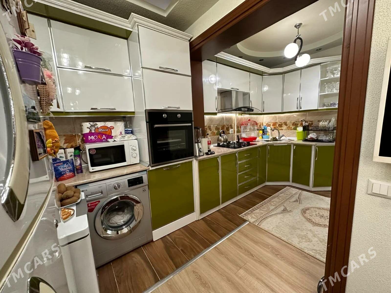 1 et 3 kom Gawda - ул. Туркменбаши шаёлы (Ленина) - img 3