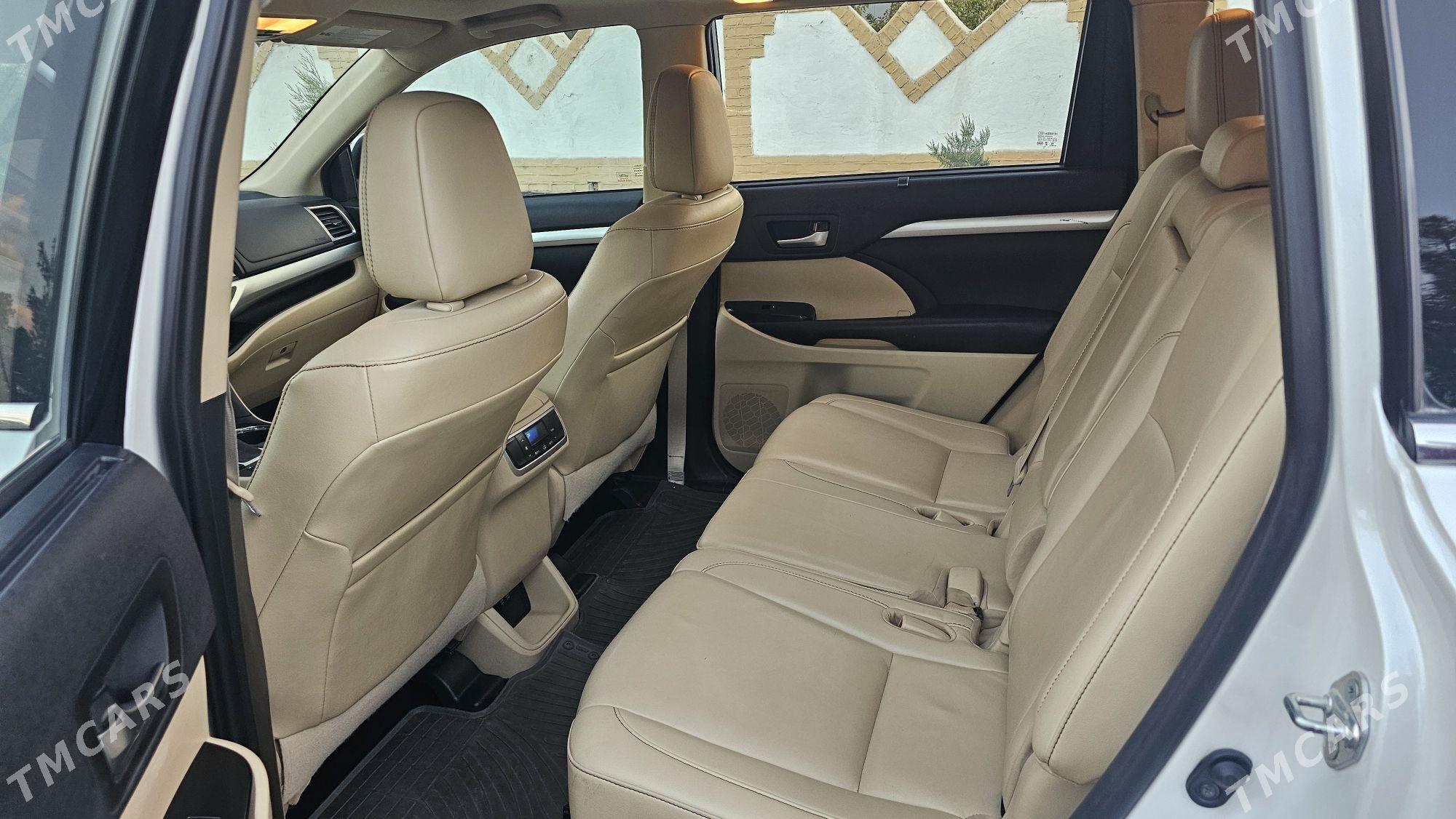 Toyota Highlander 2019 - 445 000 TMT - Baýramaly - img 4