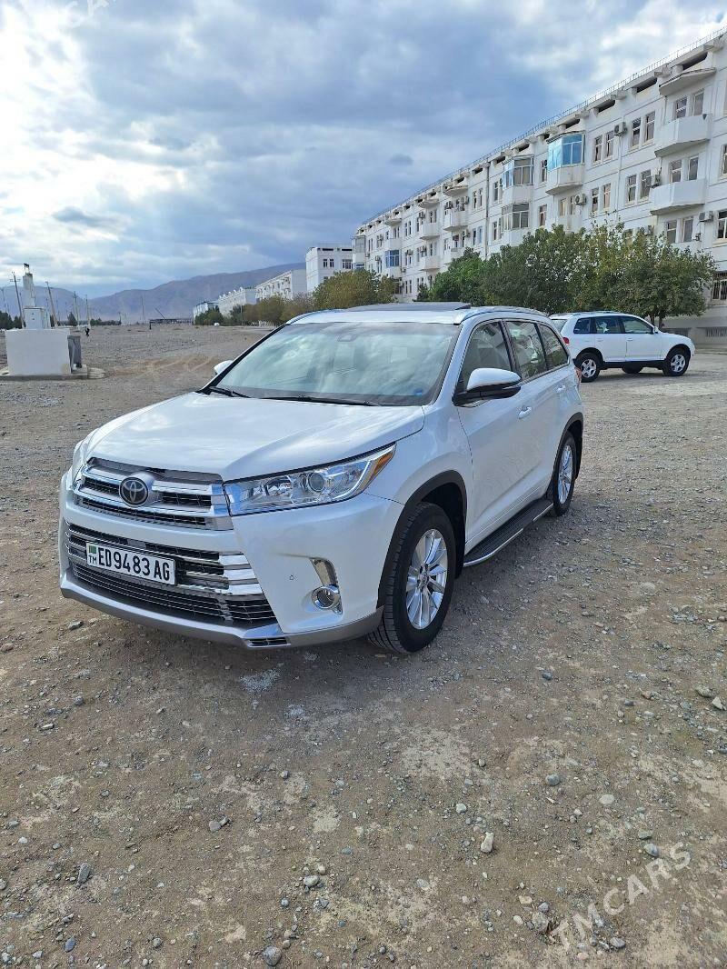 Toyota Highlander 2018 - 540 000 TMT - Büzmeýin GRES - img 3