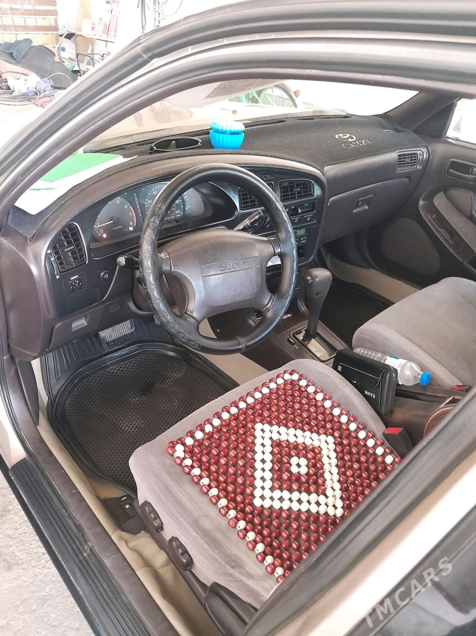 Toyota Camry 1992 - 110 000 TMT - Дянев - img 6