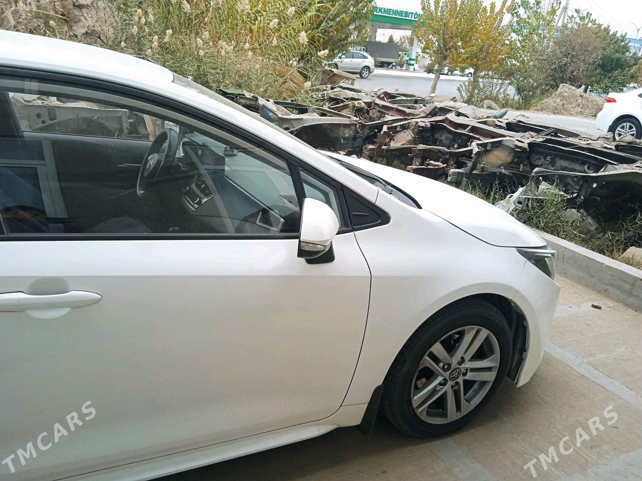 Toyota Corolla 2021 - 220 000 TMT - Туркменабат - img 2