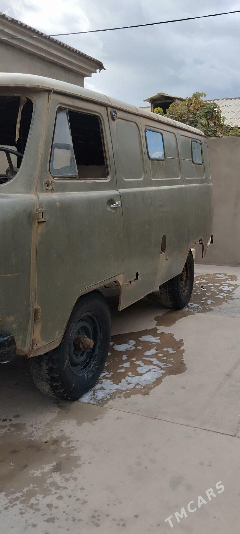 UAZ 452 1986 - 11 000 TMT - Джебел - img 2