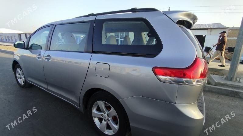 Toyota Sienna 2011 - 290 000 TMT - Mary - img 2