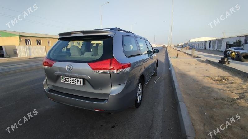 Toyota Sienna 2011 - 290 000 TMT - Mary - img 3