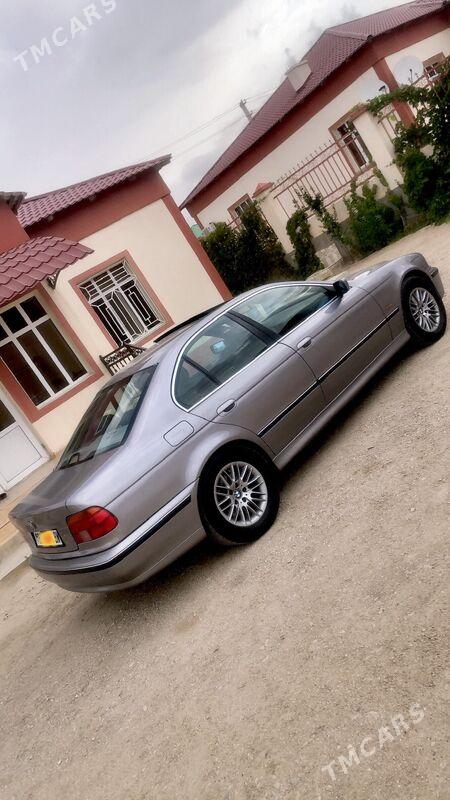 BMW E39 2000 - 105 000 TMT - Balkanabat - img 3
