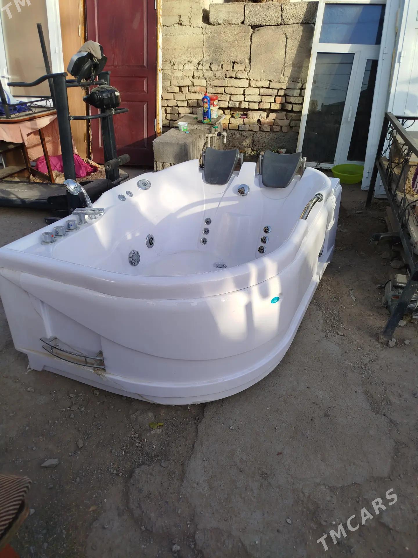 TURK WANNA - Howdan "W" - img 2