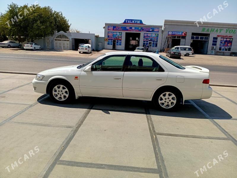 Toyota Camry 2001 - 145 000 TMT - Байрамали - img 2