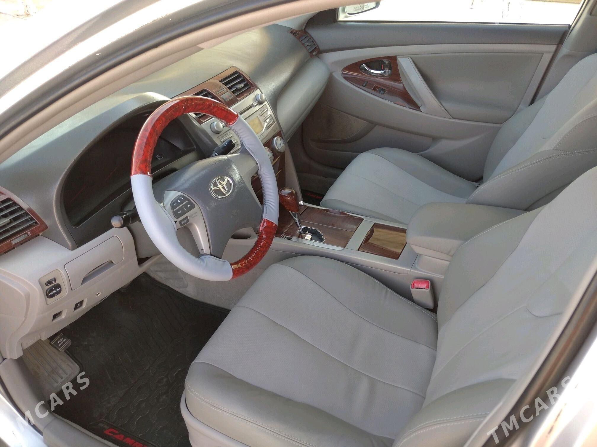 Toyota Camry 2010 - 200 000 TMT - Mary - img 5