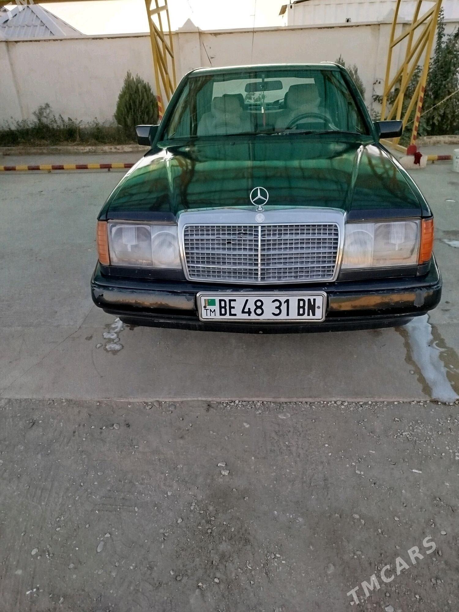 Mercedes-Benz W212 1991 - 30 000 TMT - Hazar - img 1