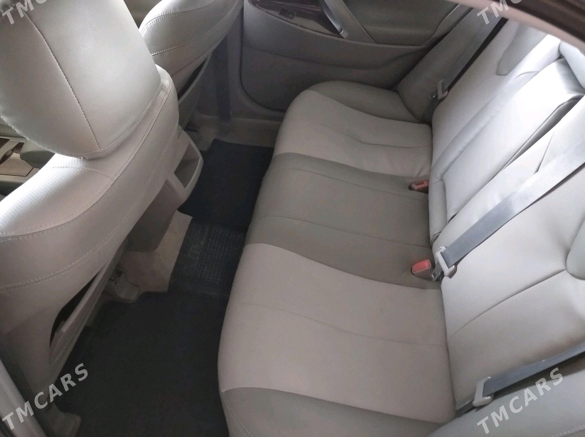 Toyota Camry 2010 - 200 000 TMT - Mary - img 6