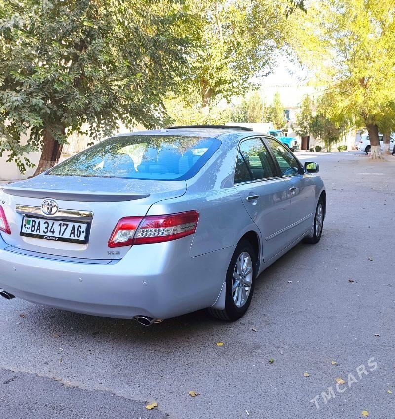 Toyota Camry 2011 - 278 000 TMT - Kim raýon - img 3