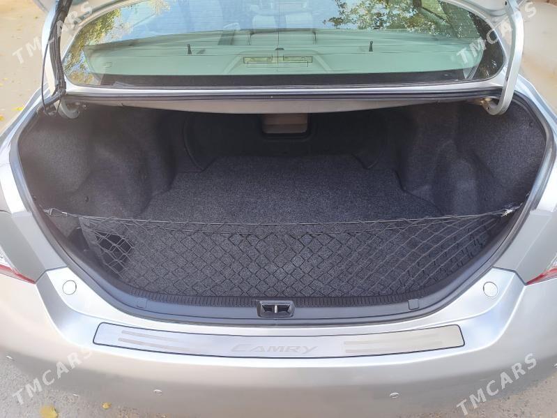 Toyota Camry 2011 - 278 000 TMT - Kim raýon - img 10