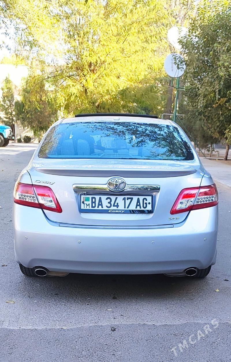Toyota Camry 2011 - 278 000 TMT - Kim raýon - img 2