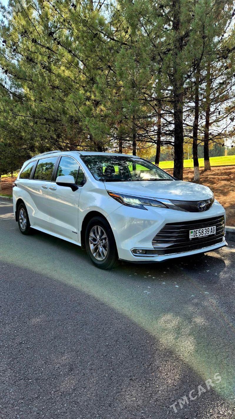 Toyota Sienna 2021 - 530 000 TMT - Мир 1 - img 1
