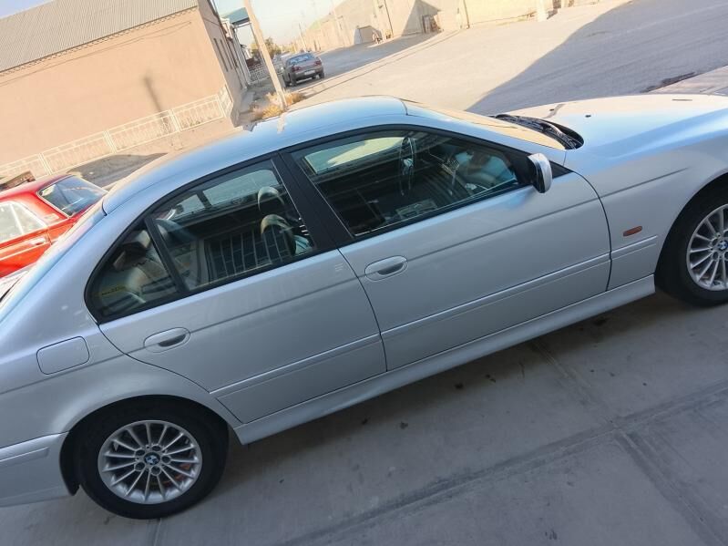 BMW E39 2000 - 125 000 TMT - Gyzylarbat - img 4