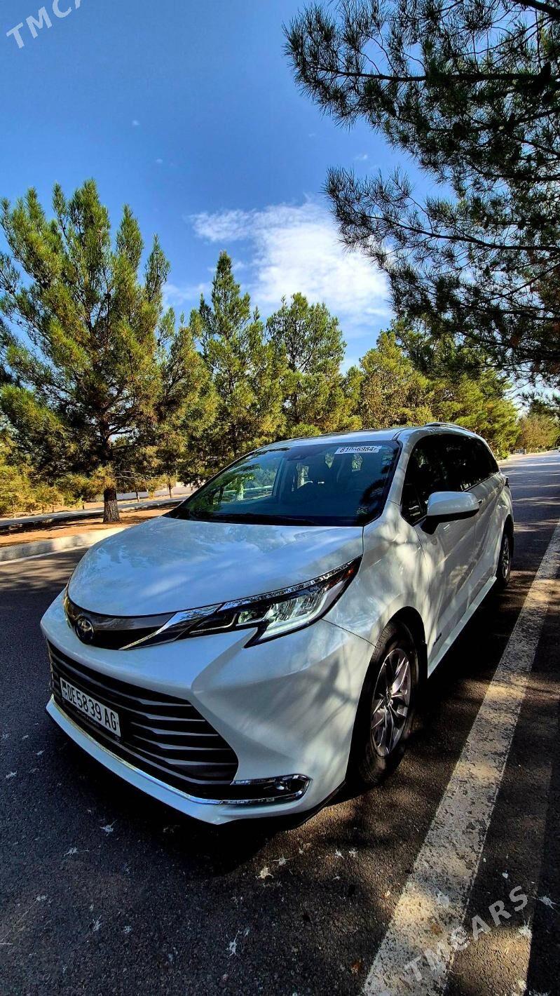 Toyota Sienna 2021 - 530 000 TMT - Мир 1 - img 5