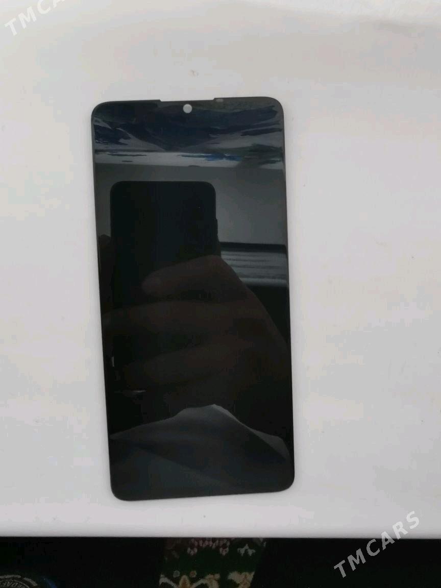 Huawei p30 ekran - Mary - img 1