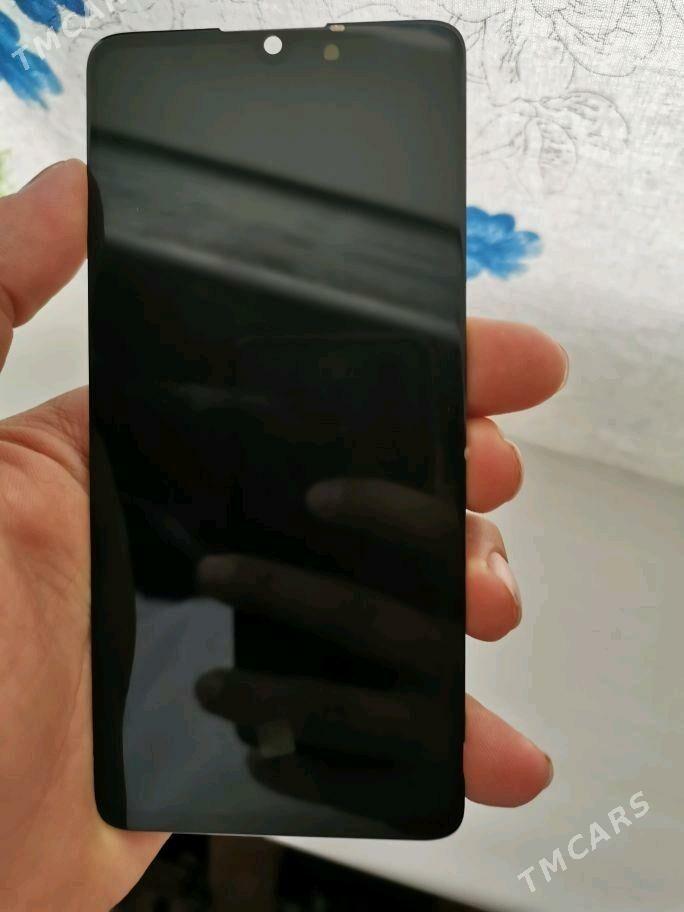 Huawei p30 ekran - Mary - img 3