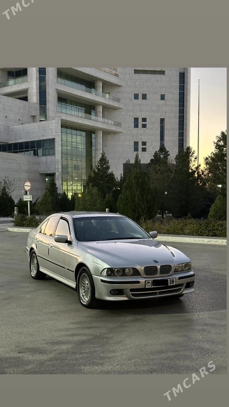 BMW E39 2000 - 130 000 TMT - Балканабат - img 1
