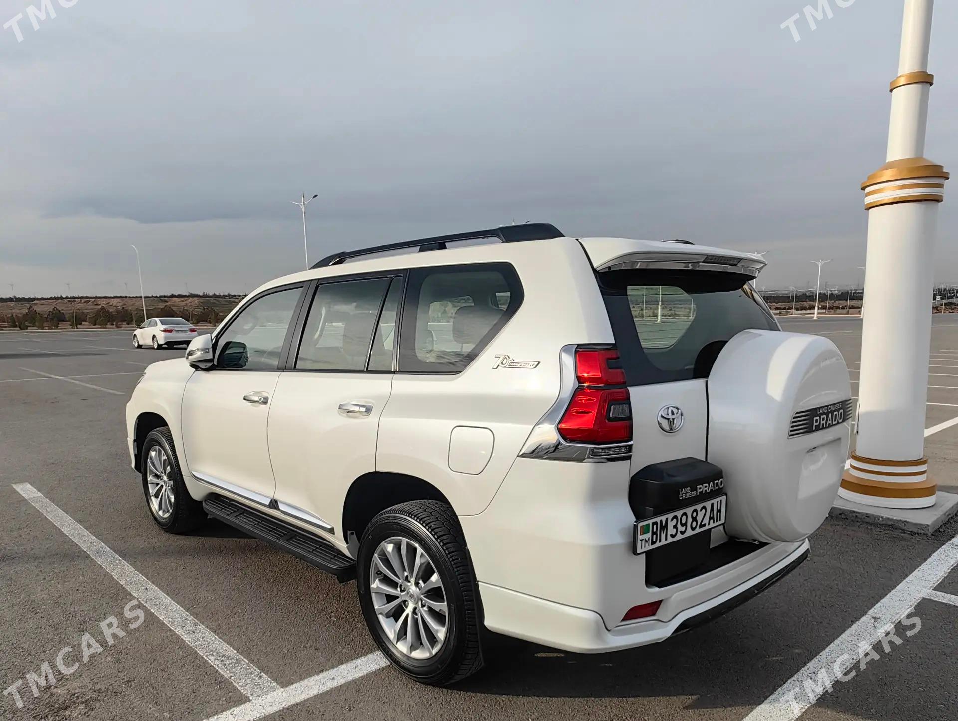 Toyota Land Cruiser Prado 2022 - 960 000 TMT - Änew - img 3