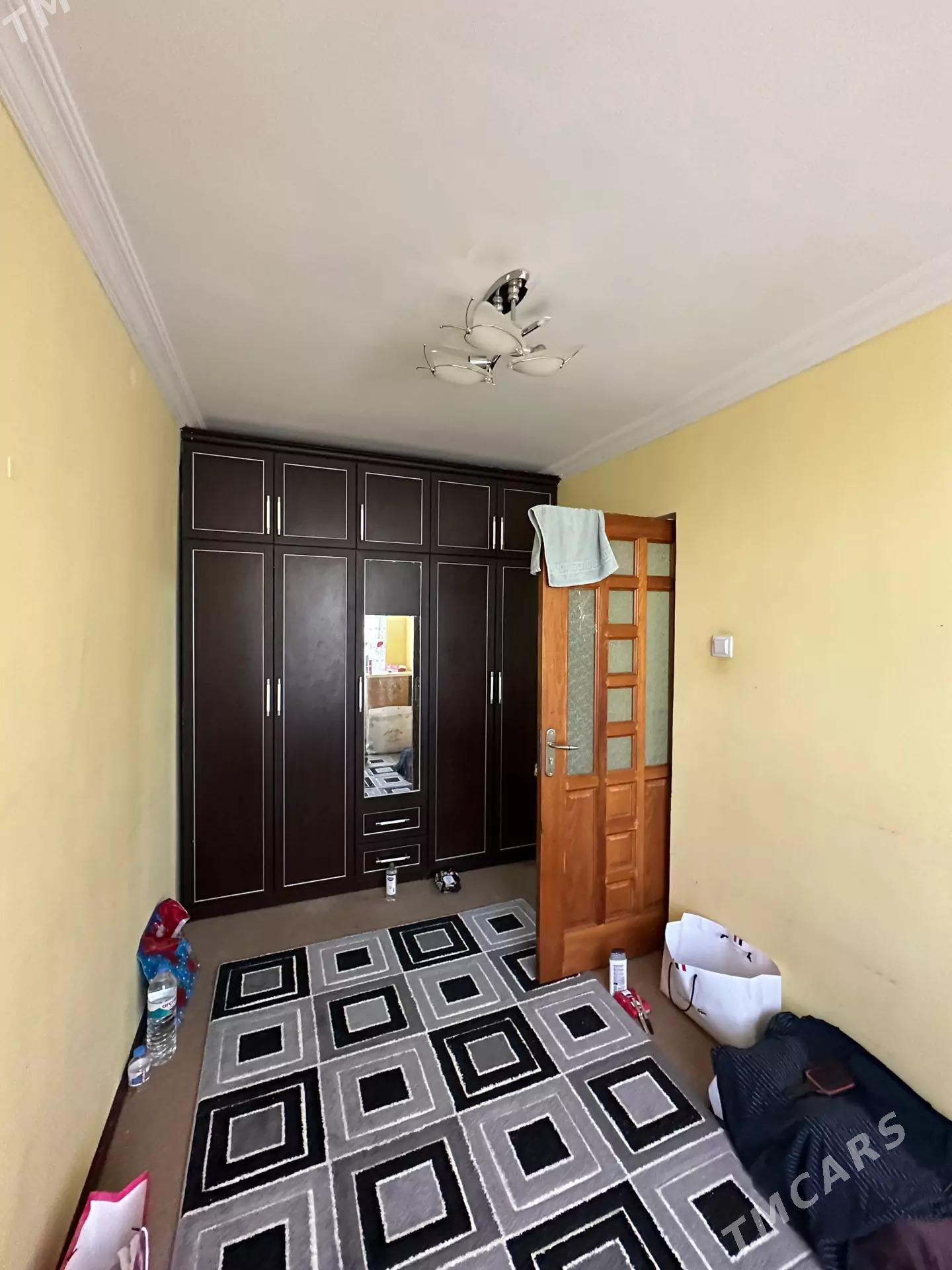 Engels 4 komnat 2 etaj - 30 мкр - img 5