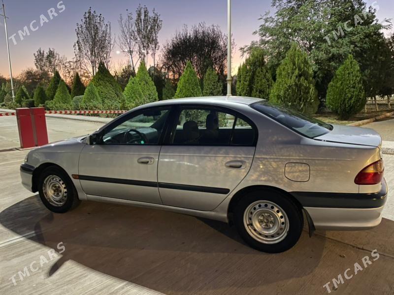 Toyota Avensis 2002 - 100 000 TMT - Дашогуз - img 6