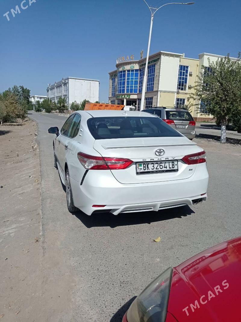 Toyota Camry 2020 - 345 000 TMT - Туркменабат - img 2