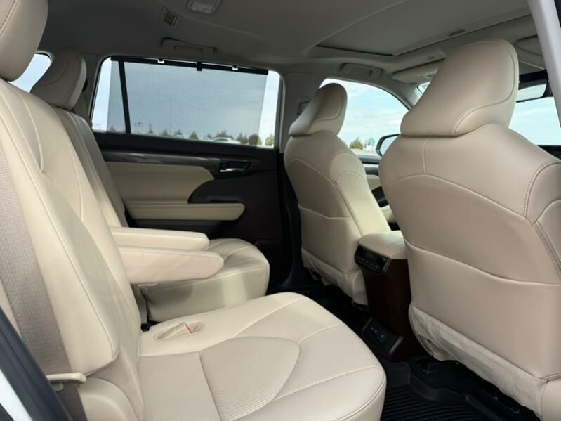 Toyota Highlander 2021 - 693 000 TMT - Aşgabat - img 9