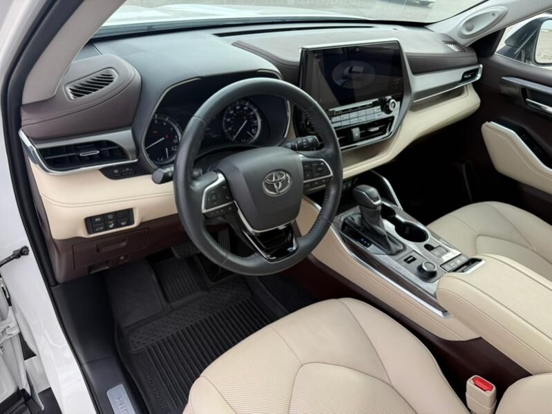 Toyota Highlander 2021 - 693 000 TMT - Aşgabat - img 7