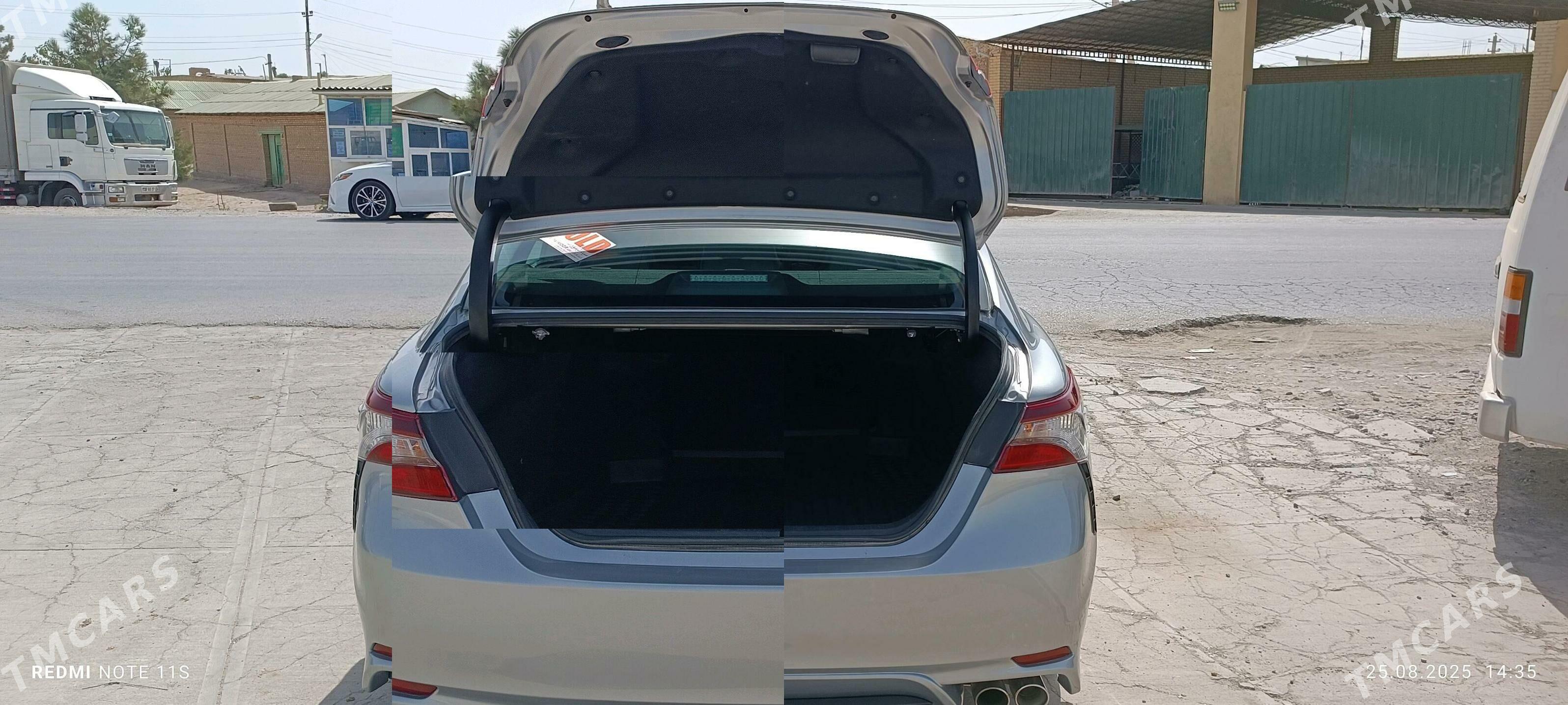 Toyota Camry 2022 - 327 000 TMT - Kerki - img 6