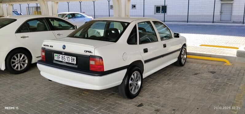Opel Vectra 1990 - 54 000 TMT - Туркменбаши - img 4