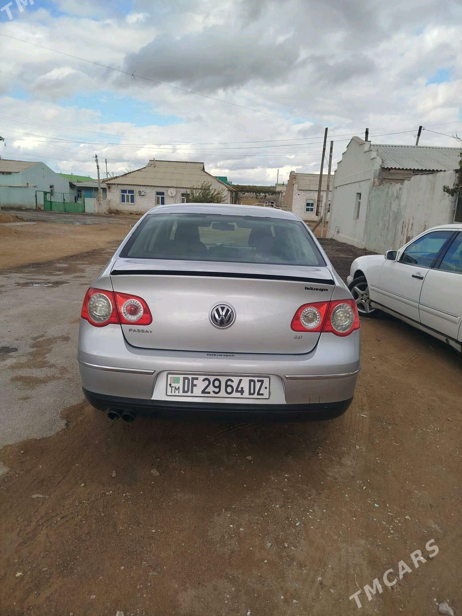 Volkswagen Passat 2009 - 110 000 TMT - Туркменбаши - img 2